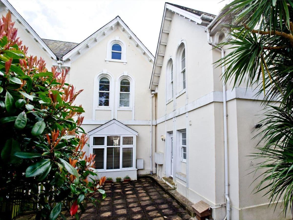 4 Hunters Moon * Torquay