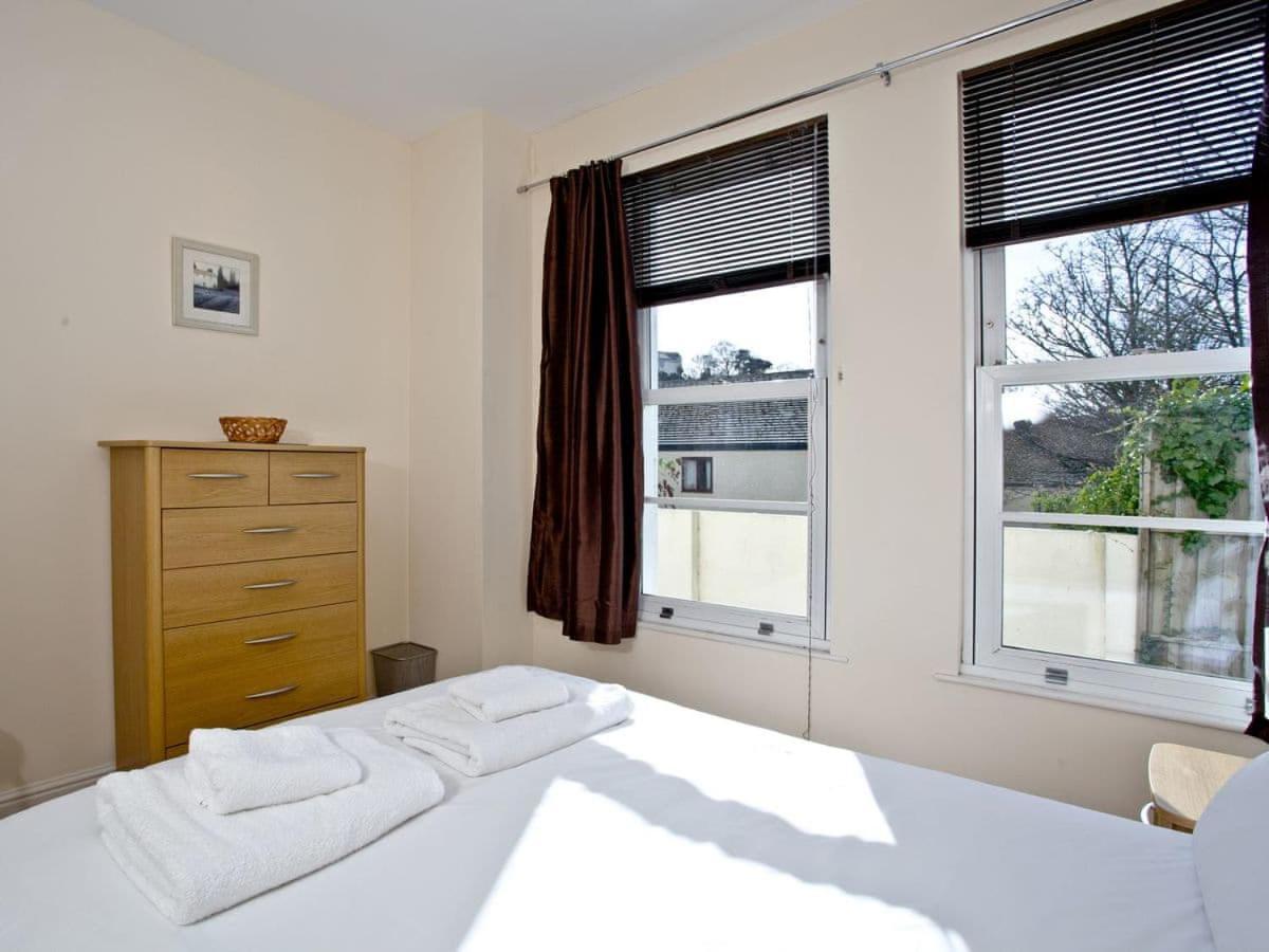 4 Hunters Moon Apartment
